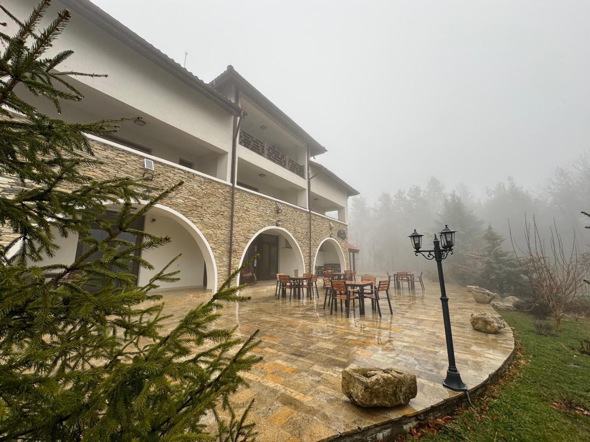 Cetatuia Hotel Магура Екстериор снимка